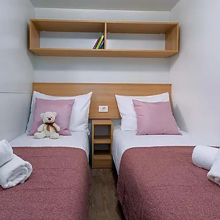 База отдыха Mobile Homes Banko In Bijela Uvala And Zelena Laguna 4*
