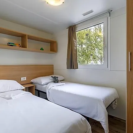 Mobile Homes Banko In Bijela Uvala And Zelena Laguna 4*